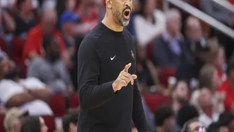 皇马小组赛首轮意外负顿涅茨克矿工，瓦拉内自摆乌龙，维尼修斯力挽狂澜难救主