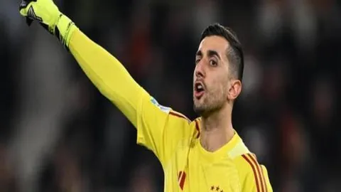 “莞台垒球赛火热对决 两岸精英争冠巅峰”