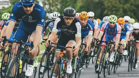 科尔不确定库里后天对阵湖人出战情况，波津伤势评估不严重